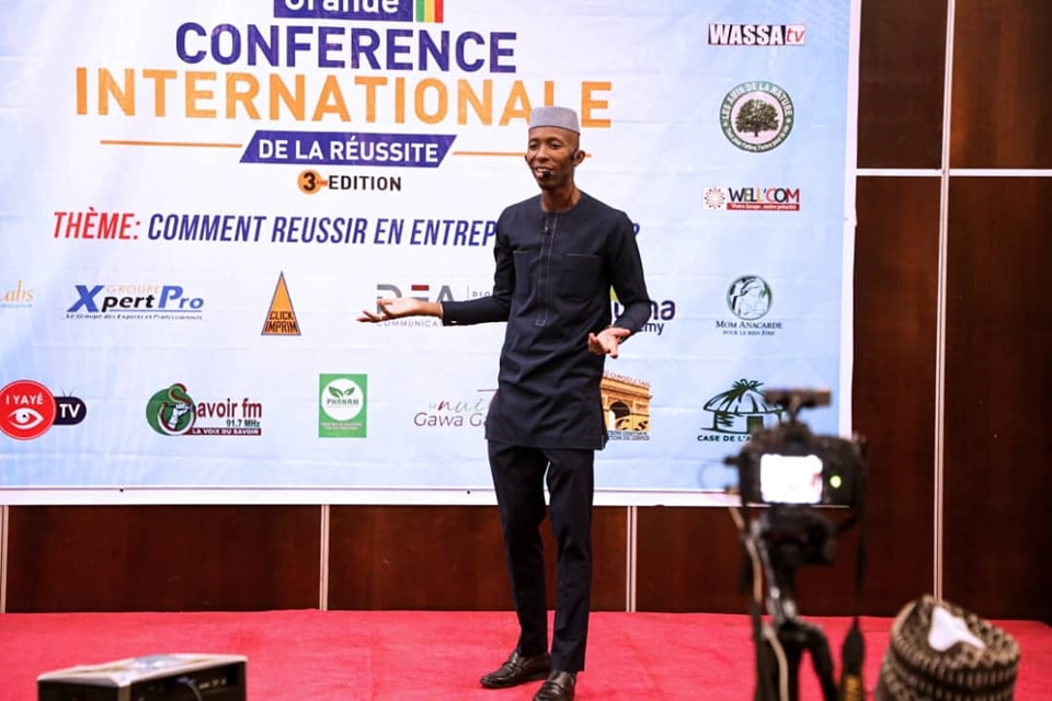 Hôtel de l'Amitié - Salle de conférence